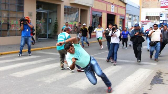 Tumán: policía que grababa protestas de azucareros fue agredido