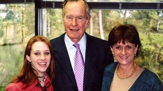 George Bush padre suma nueva denuncia de agresión sexual