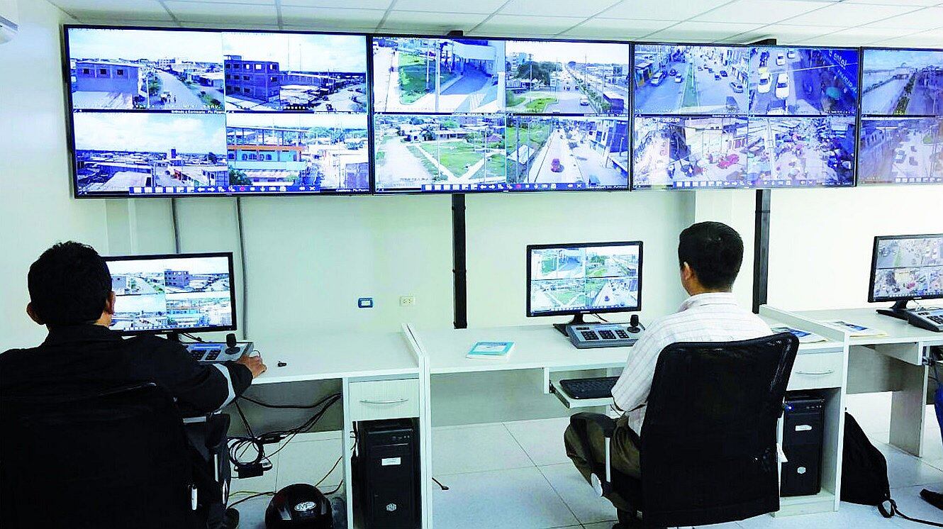 el monitoreo se lleva a cabo desde un local central en la comisaría de Magdalena del Mar. Foto: GEC/archivo