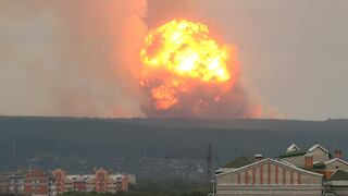 Rusia: explota un arsenal militar en Siberia y evacúan a miles de personas | FOTOS Y VIDEO