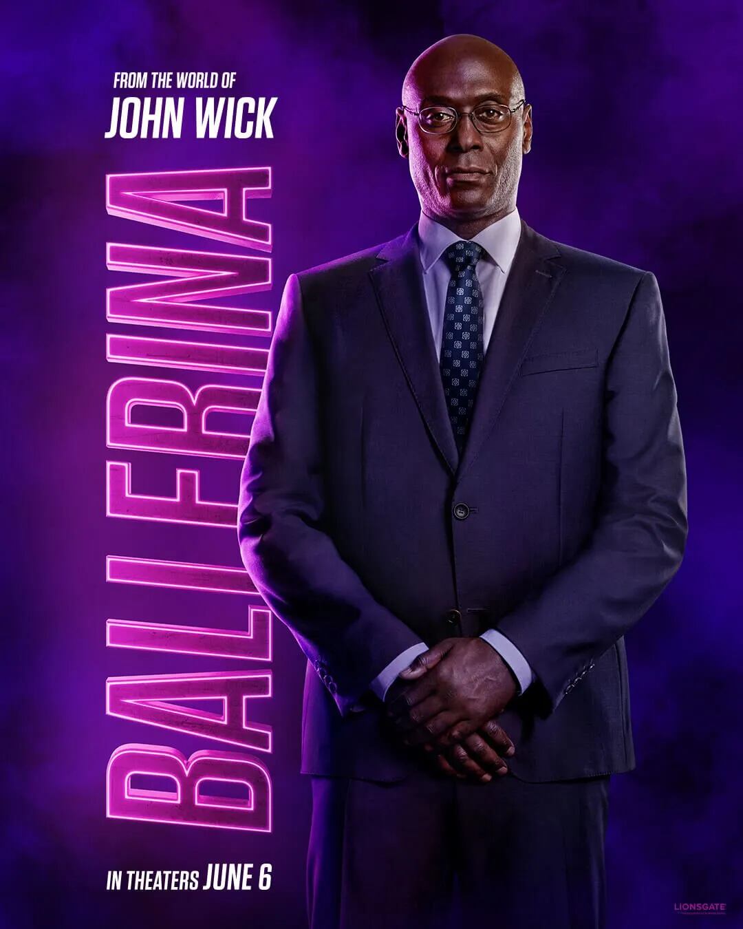 Lance Reddick como Charon en el póster individual de su personaje en la película “From the World of John Wick: Ballerina” (Foto: Lionsgate)