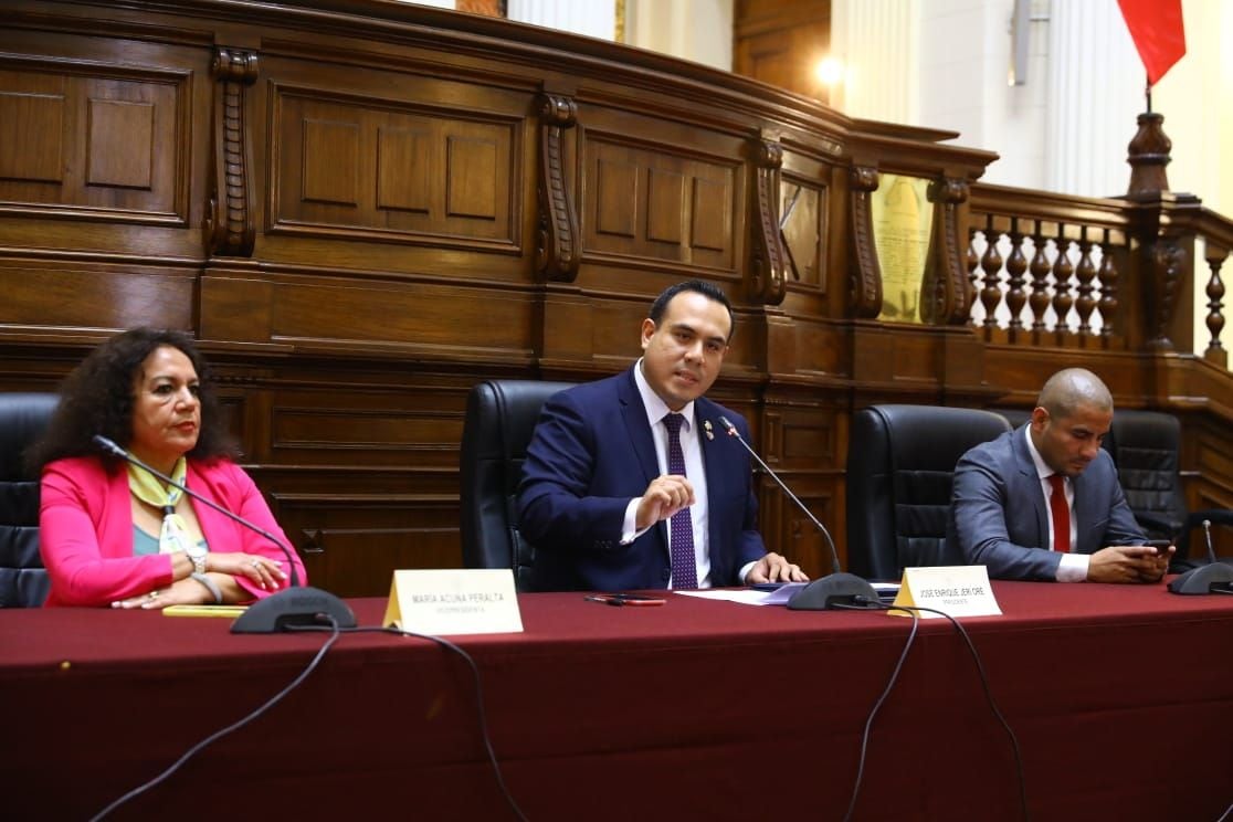 La Comisión de Presupuesto aprobó por mayoría pago mensual a favor de comandos Chavín de Huántar. (Foto: Congreso)