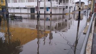 Piura: calles amanecieron inundadas tras lluvia extrema durante la madrugada
