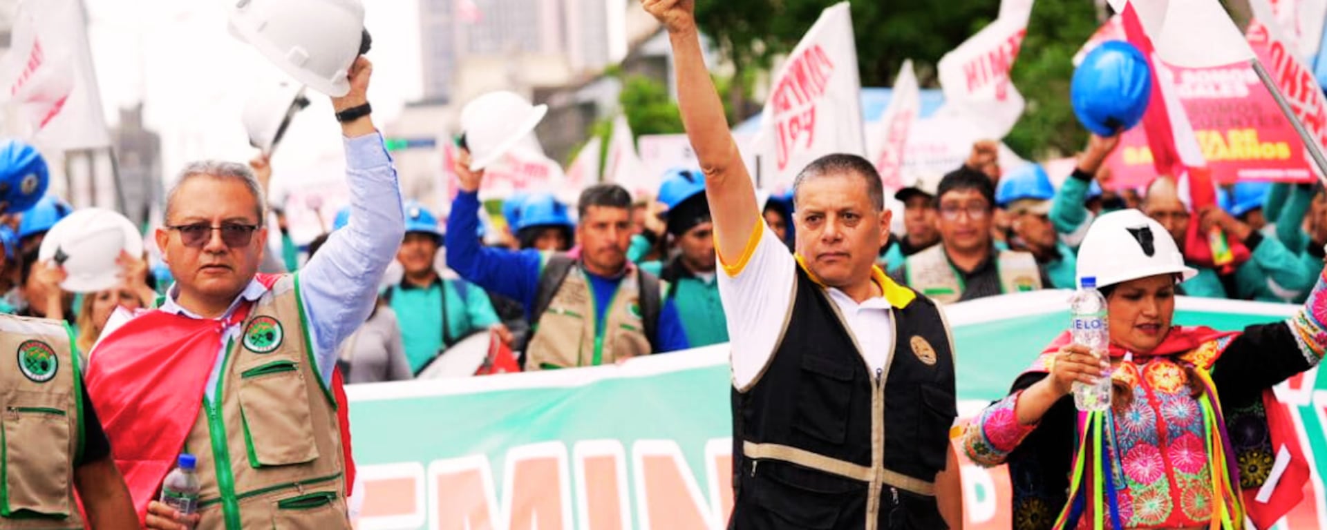 Al menos 14 dirigentes de mineros informales están afiliados a partidos con representación en el Congreso