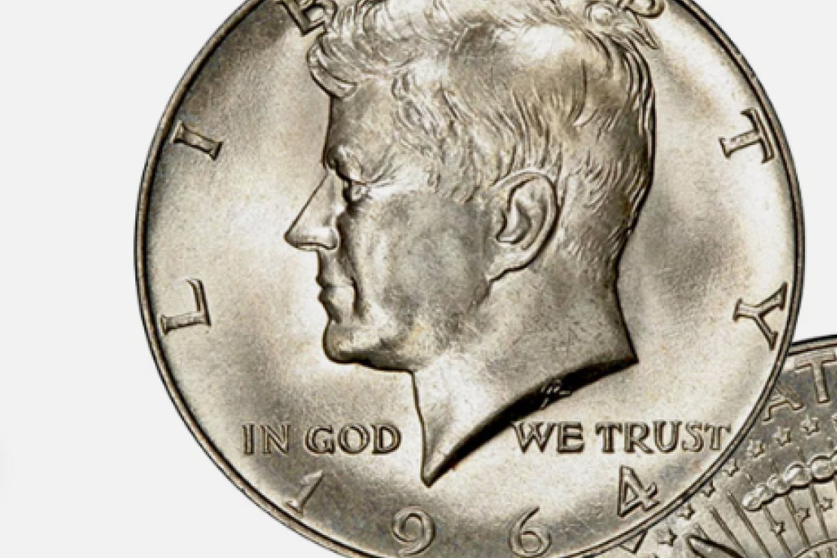 Los monedas de medios dólares de John F. Kennedy empezaron a ser acuñadas en 1964 y se encuentran entre las piezas más deseadas por los coleccionistas (Foto: Ebay)