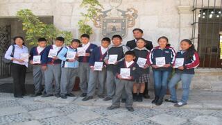 Arequipa: escolares publican libro de tradiciones de su pueblo