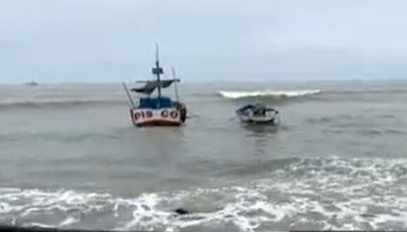 Pescadores de Pisco paralizaron sus actividades por los oleajes anómalos que se registran actualmente | Captura América TV