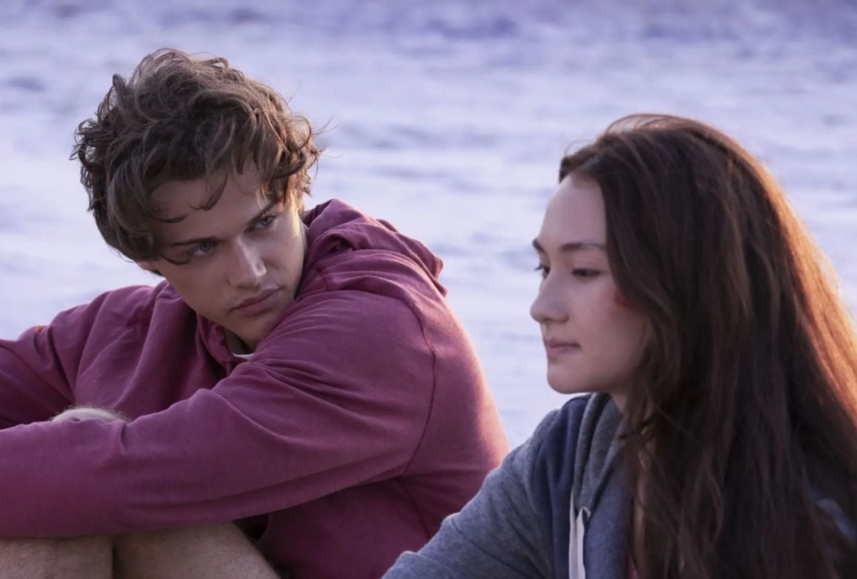 Una de las grandes incógnitas de los seguidores de "El verano en que me enamoré" es saber qué decidirá Belly respecto a su futuro sentimental. ¿Al final se quedará con Conrad? (Foto: Amazon Studios)