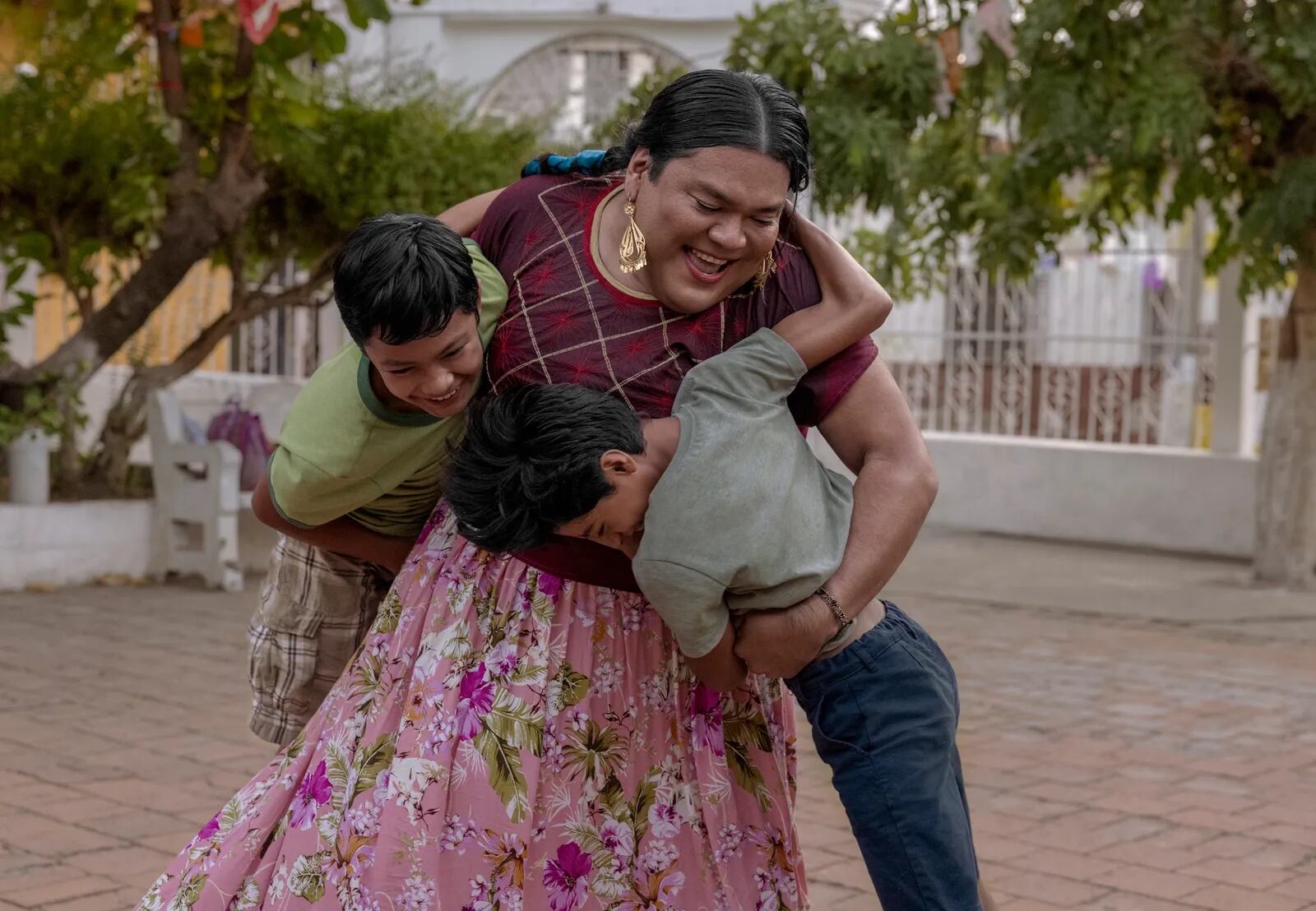 La Bruja de Texcoco, la actriz trans que hace de la muxe Solange en "El secreto del río". (Foto: Netflix)