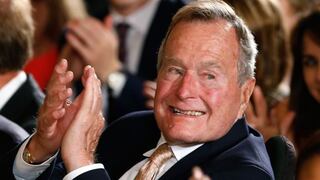 El ex presidente George H. W. Bush es hospitalizado