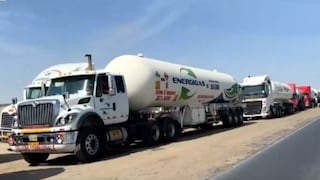 Camiones cisterna forman larga cola por GLP: “Esperaré de dos a tres días”, asegura transportista | VIDEO 
