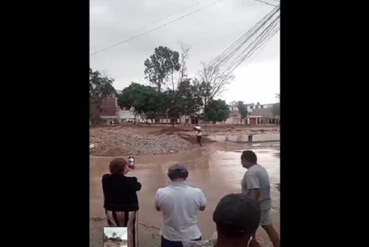Huaico causas inundaciones en Nasca. (Foto: Andina)