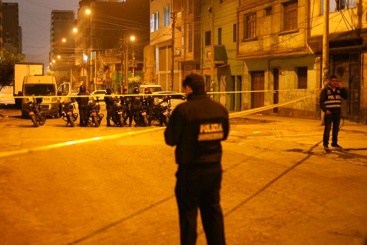 El crimen ocurrió entre los jirones Italia y San Pablo en el distrito de La Victoria. Fotos: Antonio Melgarejo/ @photo.gec
