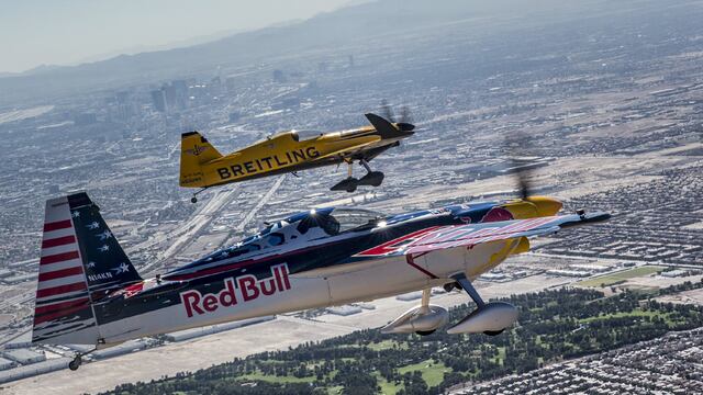 Red Bull Air Race: las espectaculares maniobras en Las Vegas