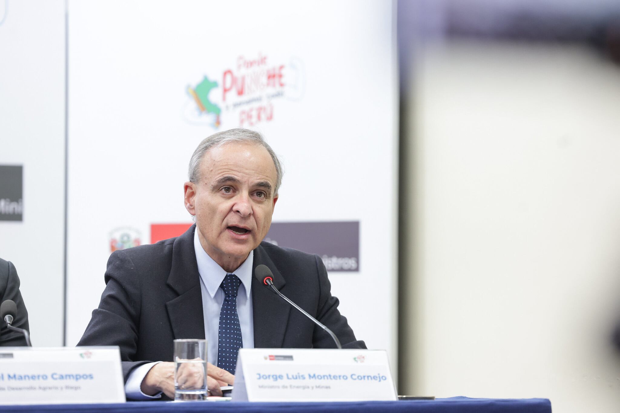 El ministro de Energía y Minas, Jorge Luis Montero, pidió confiar en su sector tras la ampliación del Reinfo, la cuarta, hasta el 31 de diciembre del 2025. (Foto: PCM)