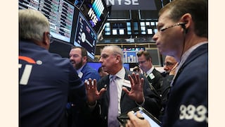 Wall Street abre en rojo y el Dow Jones baja un 0,69 %