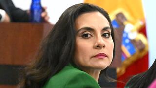 Vicepresidenta suspendida de Ecuador: “La democracia tiene que ser defendida a toda costa”