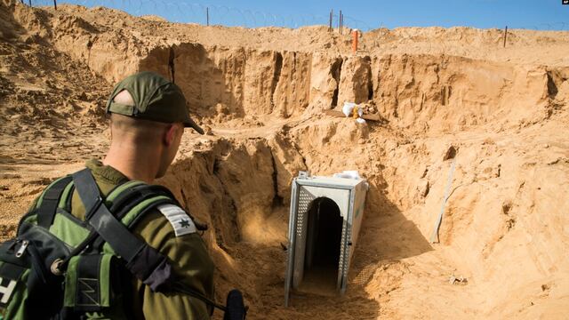 La estrategia de Israel para inundar los túneles de Hamás con agua de mar