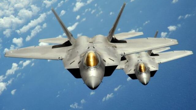 Siria: EE.UU. estrenó su nave más poderosa, el superavión F-22