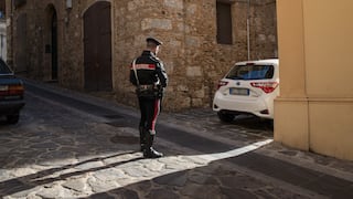 Insólito: encuentran el cuerpo de una anciana italiana sobre una silla dos años después de su muerte