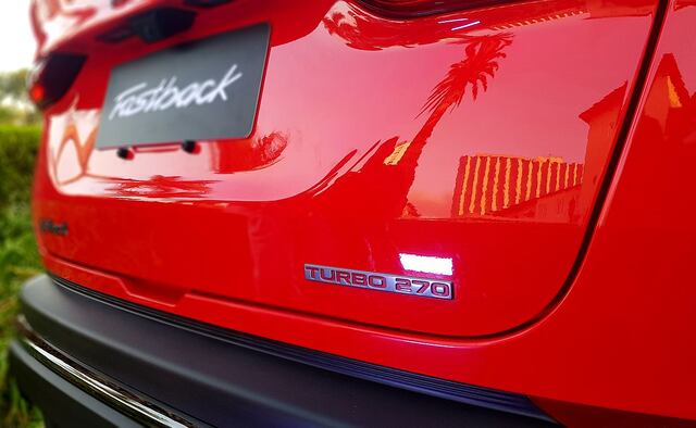 La performance del vehículo varía según el modo de conducción seleccionado.