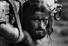 La razón por la que Brian Deacon tuvo que usar una prótesis en la grabación de ‘La Vida Pública de Jesús