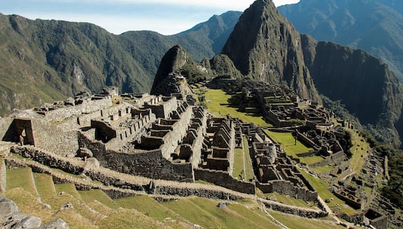 Vista general de la ciudadela Inca de Machu Picchu en Cuzco, Perú, 23 de junio de 2007. Machu Picchu se encuentra entre los principales aspirantes a ser las nuevas siete maravillas del mundo. Los siete ganadores serán anunciados el 7 de julio de 2007 en Lisboa, Portugal.





AFP PHOTO/Eitan ABRAMOVICH