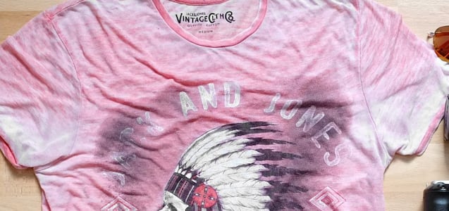 El paso a paso para quitar los desteñidos de la ropa