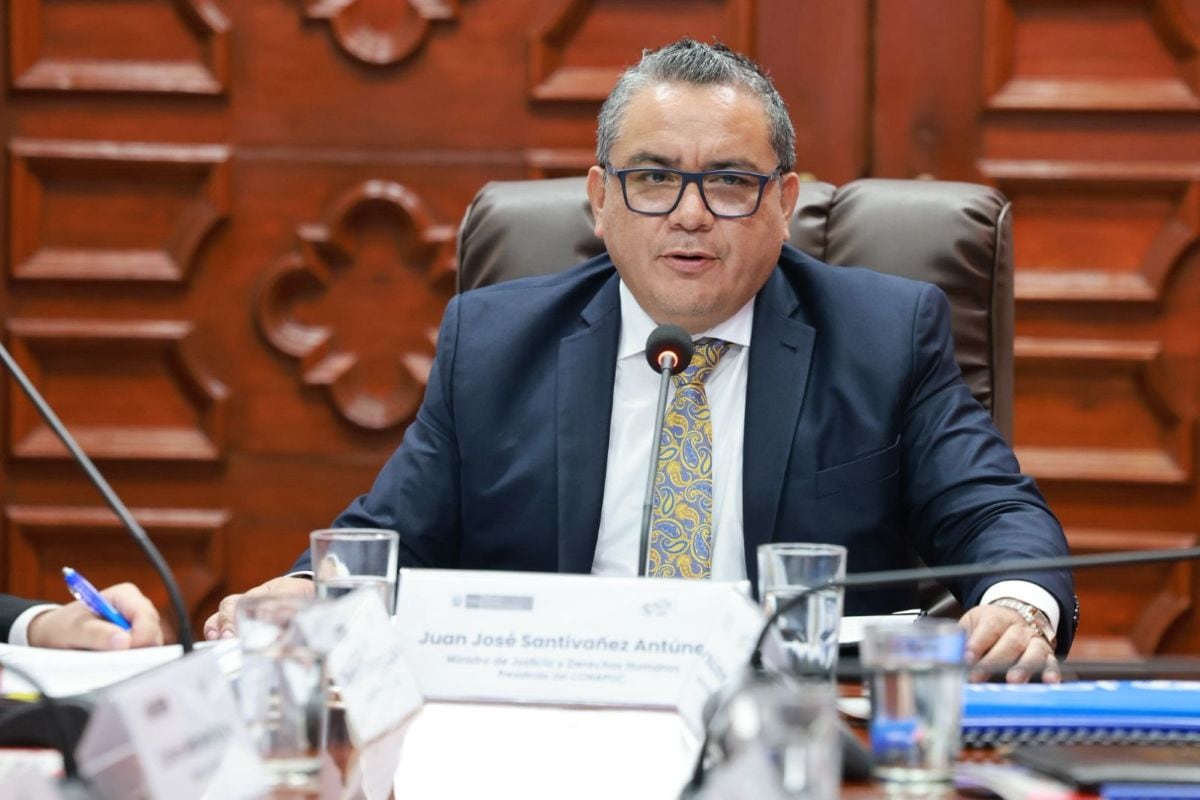 El ministro de Justicia y Derechos Humanos, Juan José Santiváñez, podría afrontar una nueva moción de censura en el Congreso. (Foto: Minjusdh)