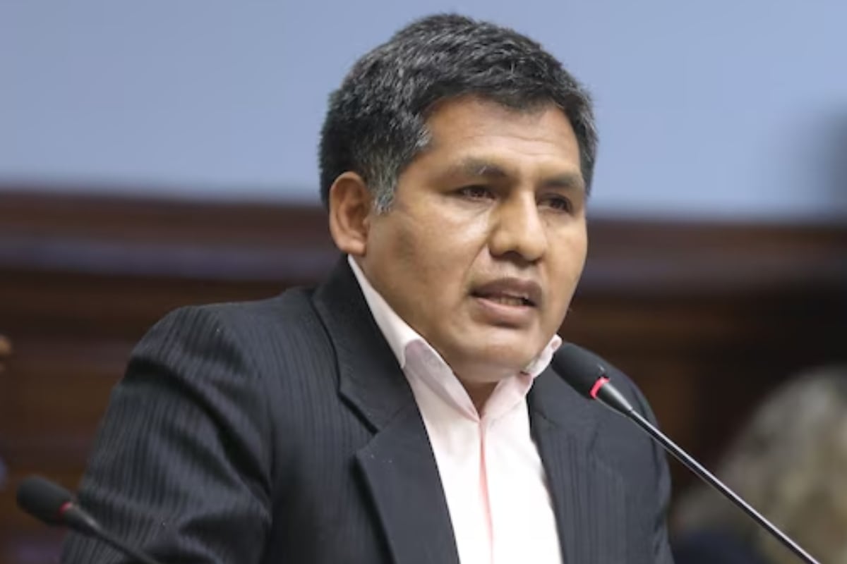 Congresista Jaime Quito cuestiona posible bono de instalación para parlamentarios