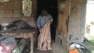 Arequipa: efectivos policiales ayudaron a reparar la vivienda de un hombre de 93 años