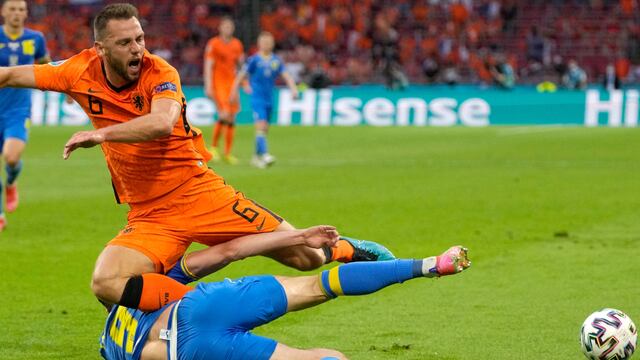 Holanda venció 3-2 a Ucrania en los minuto finales por la Eurocopa 2021