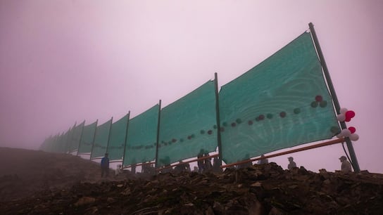 40 atrapanieblas instalados en las partes altas de Villa María del Triunfo