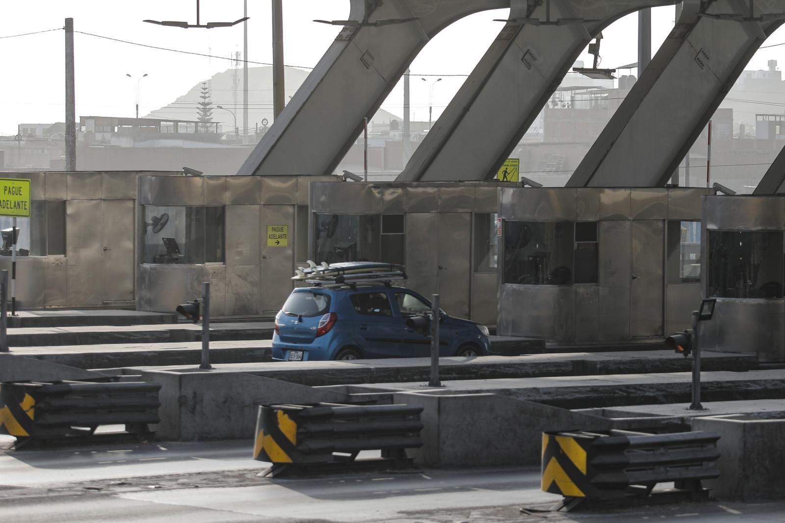 Los vehículos que transiten por peajes de Villa Punta Negra podrán cruzar sin detenerse ni efectuar pago alguno. (Foto: Joel Alonzo)