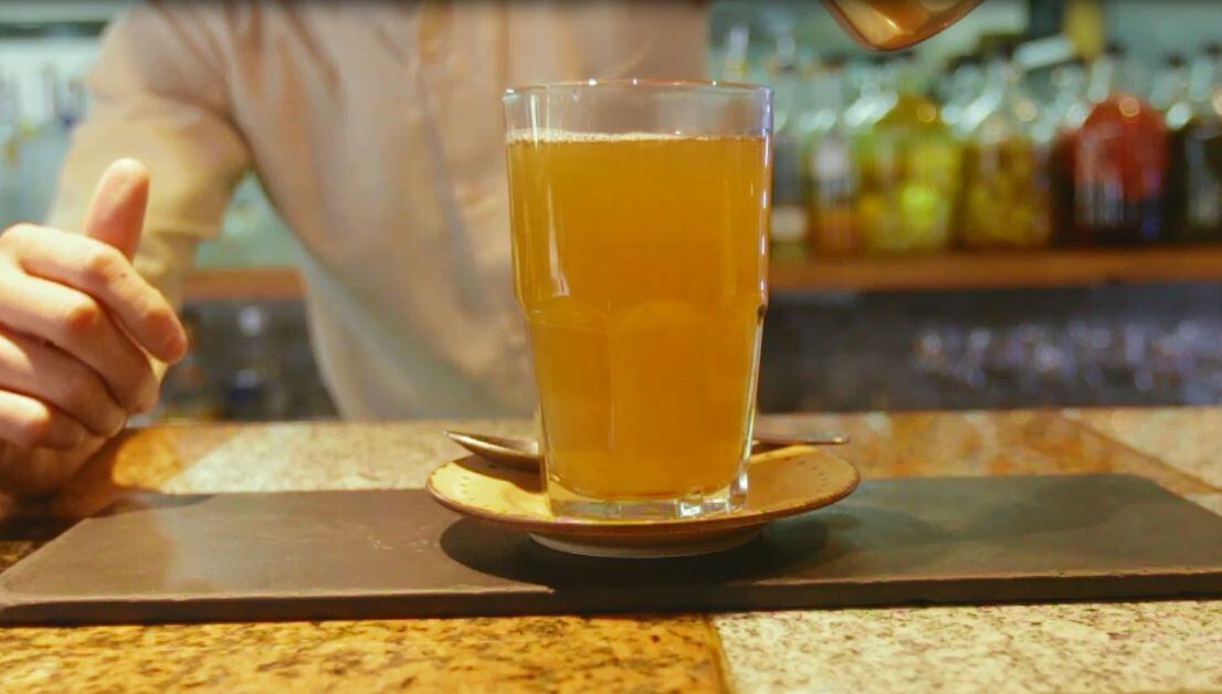 Este refresco que puede ser tomado frío o caliente. Al tener linaza y cebada como ingredientes, tiene muchos beneficios para la salud ( Foto: Bryan Albornoz)