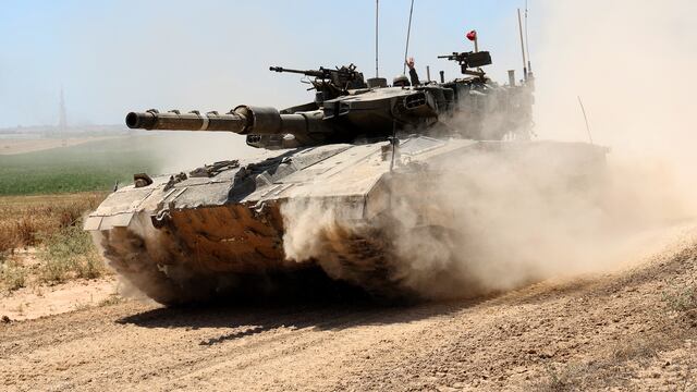 Los tanques de Israel toman el centro de Rafah, donde cientos de miles de palestinos buscaron refugio
