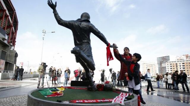 Eusébio será enterrado mañana en Lisboa cerca del estadio del Benfica
