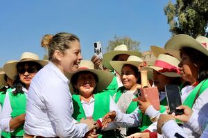 Reportan que ministra de la Mujer y su comitiva sufrieron accidente de tránsito en Arequipa