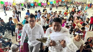 Alcalde mexicano se casa con un caimán hembra en ritual ancestral