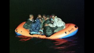 Libia: Naufraga embarcación con 250 inmigrantes africanos