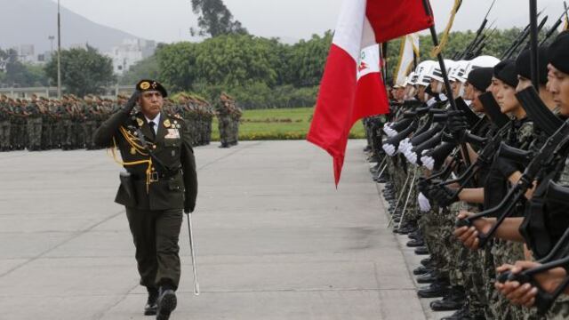 Comandante general del Ejército dispone cambios en alto mando