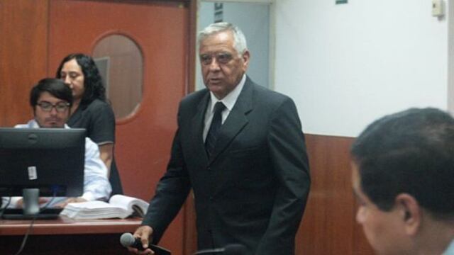 Ex ministro de Defensa testificará en juicio de Fujimori