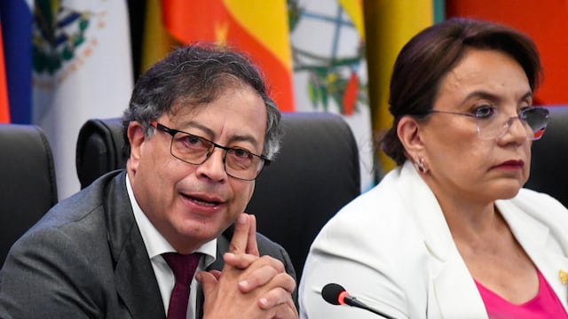Petro plantea llevar a Colombia a una asamblea constituyente para reformar la Constitución