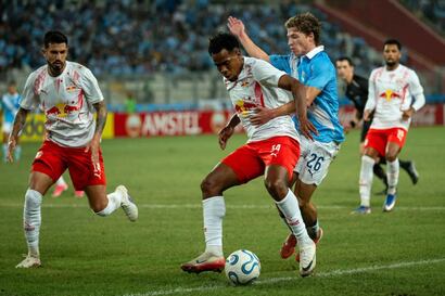 Cristal empata sin goles ante Bragantino por Sudamericana y define pase en Brasil