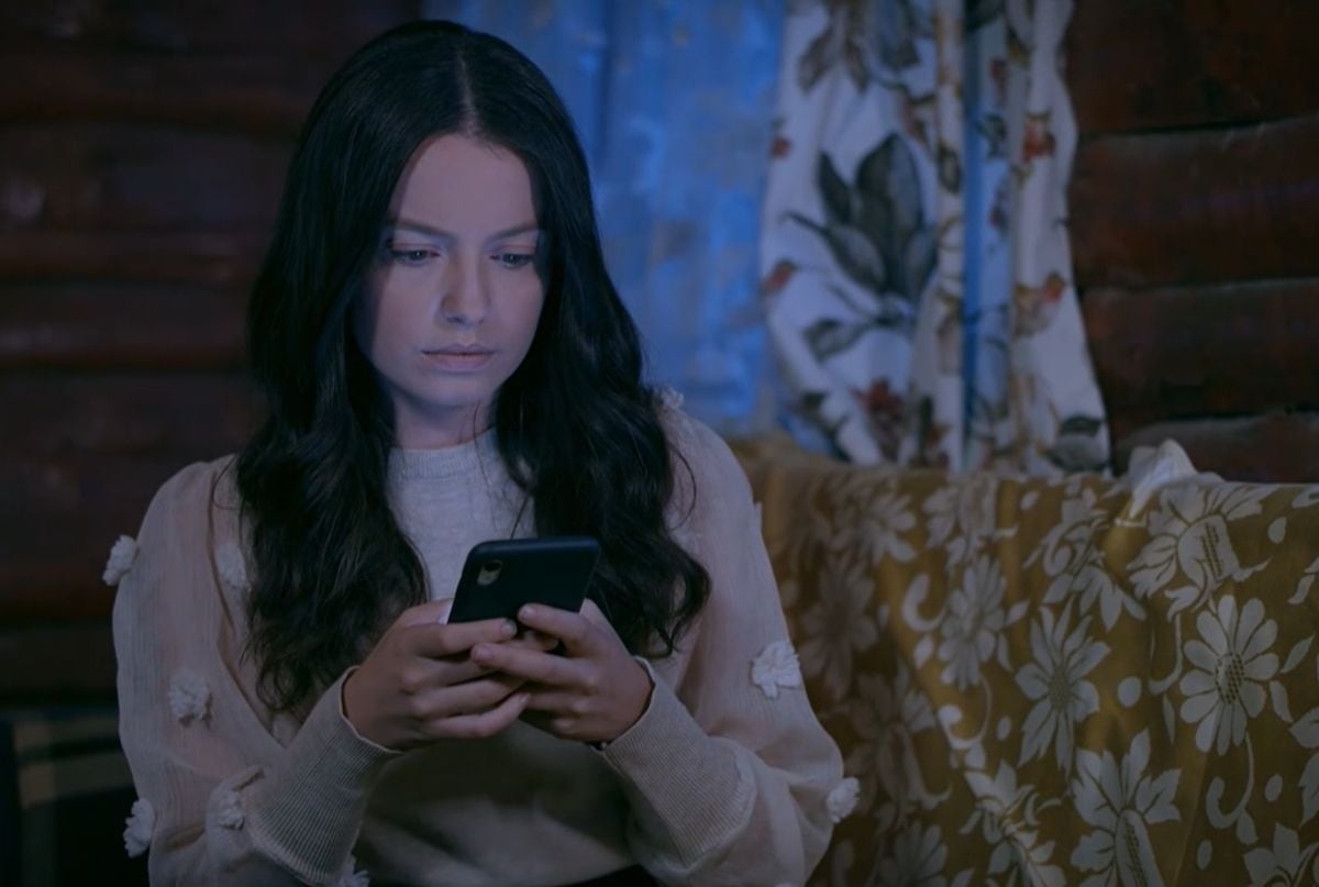 Meryem recibe un aterrador mensaje sobre el destino de Levent… ( Foto: Divinity/ YouTube)