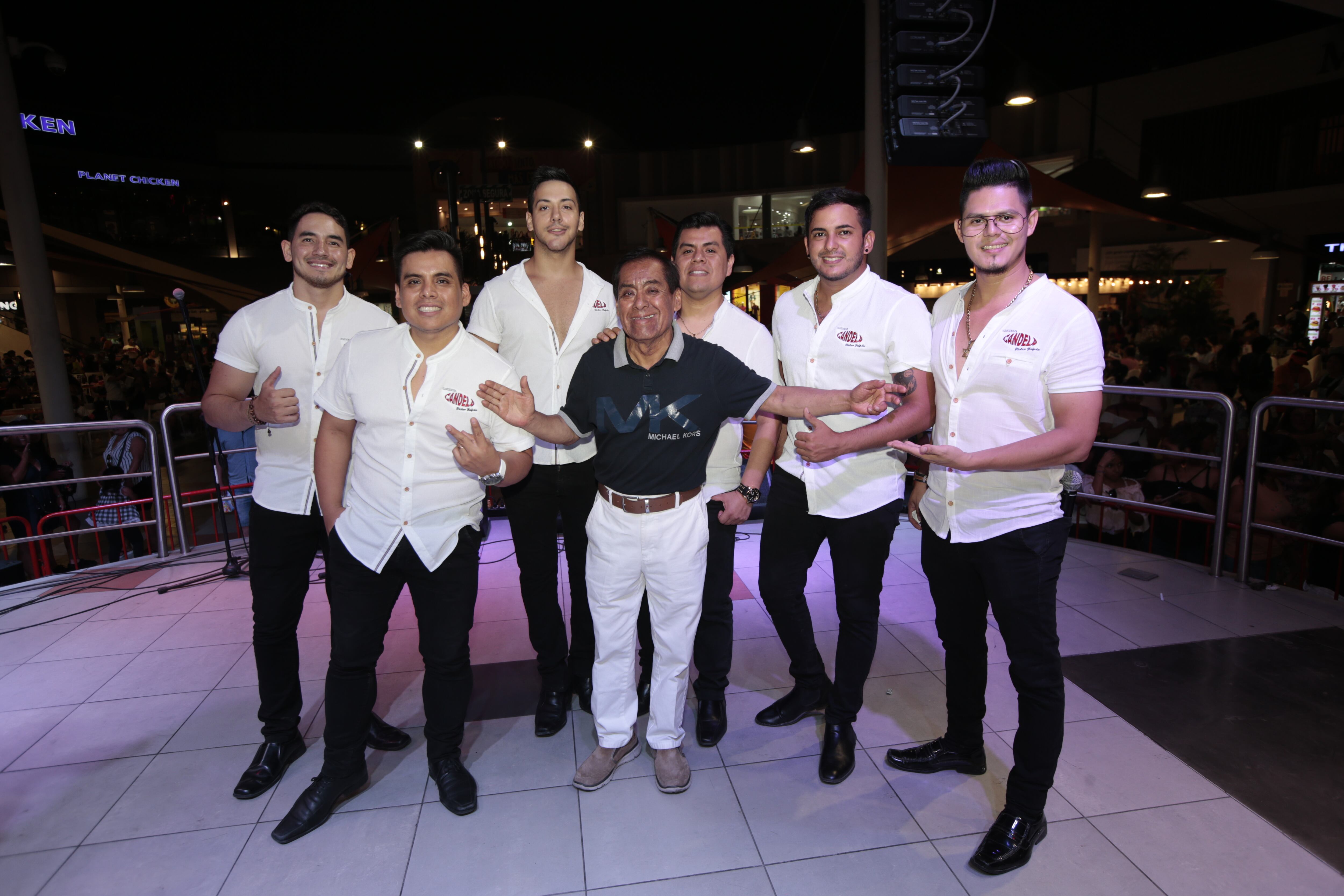 El grupo de cumbia Orquesta Candela consiguió el apoyo de Sony Music, con quienes desde el 2019 firmaron un acuerdo de colaboración para su expansión en las plataformas streaming. (Foto: Kelvin García)