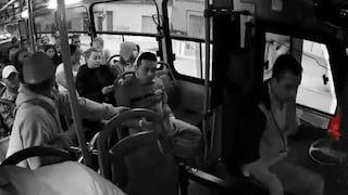 El video de un robo a plena luz del día en un bus de Medellín