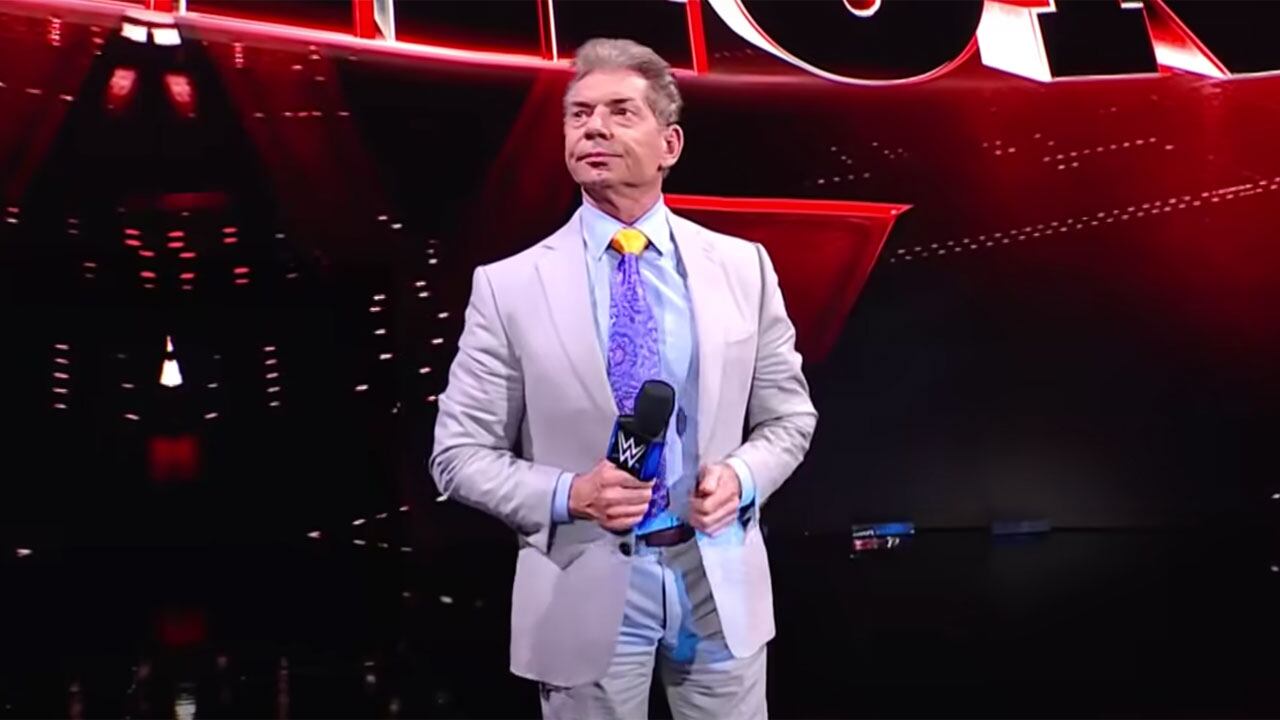 Vince McMahon deja su cargo de presidente y director ejecutivo en la WWE. (Foto: AP)