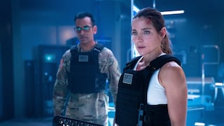 Netflix: ¿de qué trata “Interceptor”, la película que arrasa en la plataforma de streaming?