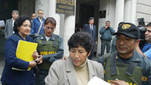 Fiscalía abrió investigación a Martha Huatay por atentado en Tarata